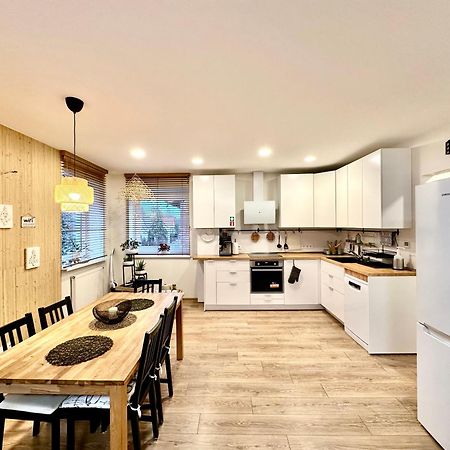Japandi Apartamentai カウナス エクステリア 写真
