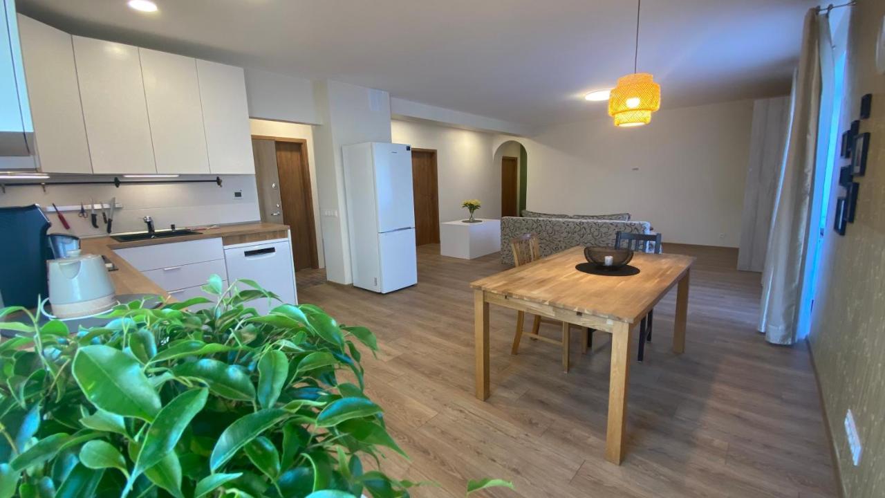 Japandi Apartamentai カウナス エクステリア 写真
